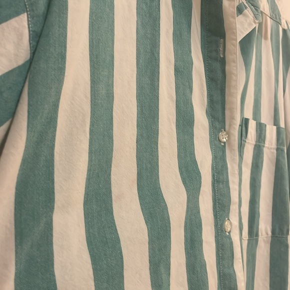 Mint & White Striped Beach Cotton Button Down - Picture 10 of 10